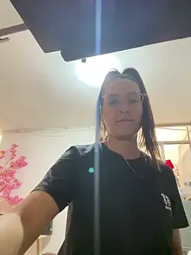 Val12777 on StripChat