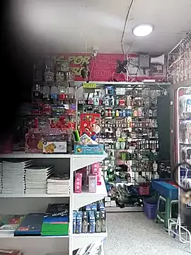 Vale_Saenzz on StripChat