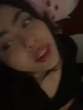 valecutee — Off top or bra