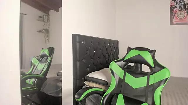 Freechat Valentino_Xander on StripChat