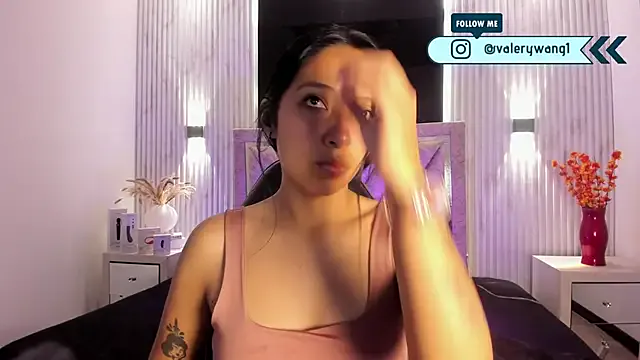 Valery_wang — Play with boobs 