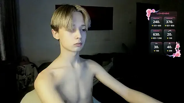 Vampirella_GS from StripChat