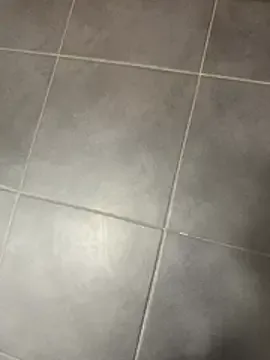 VanesaSeduce — Joac cu vibratorul