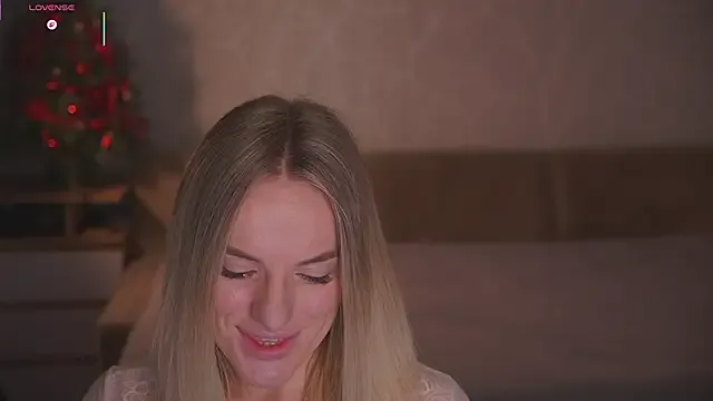 Vanille_Mystery on StripChat