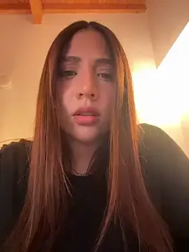 vellaah from StripChat