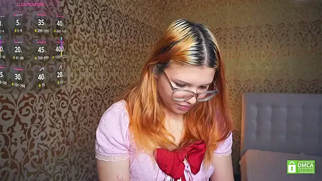 VerniceEngelking on StripChat