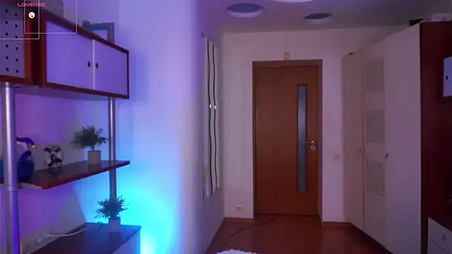 VerniceEngelking on StripChat