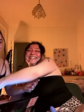 very_licious on StripChat