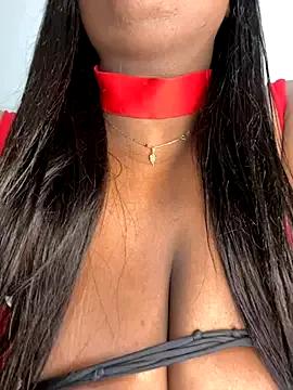 StripChat violetasmile is Freechat violetasmile — good vibes from sunday rain of squirt