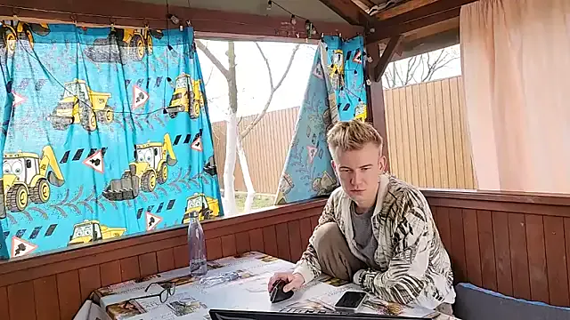 Vuitton — Xxx