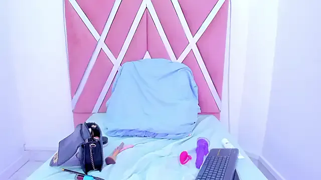 wanda_olsen_ — Full naked