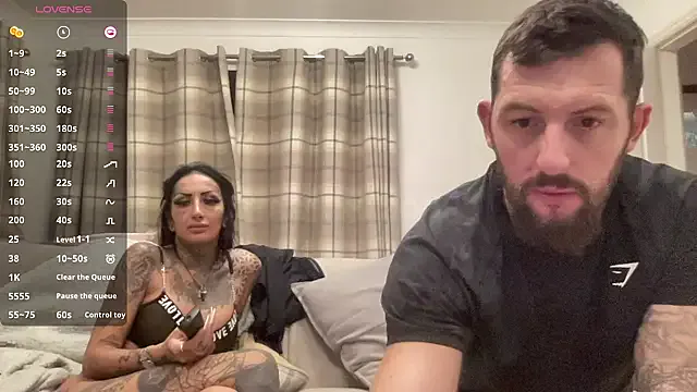 Winginglifetl — Eating Lottie's pussy