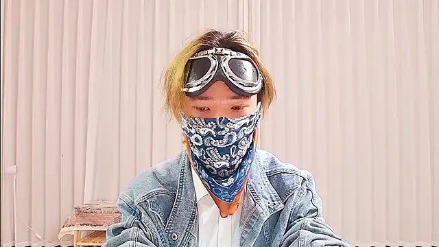 wumei-001 from StripChat