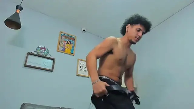 Xfire_boy69 on StripChat