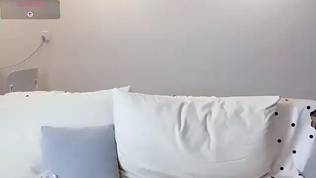Freechat xiaotanbaby on StripChat