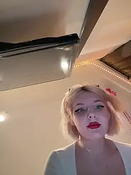 XMelissaX — Take off top