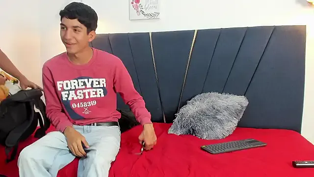 yago_77 on StripChat