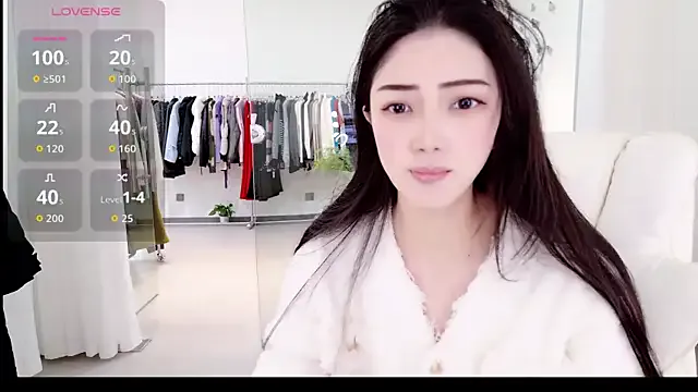 yangyang-777 on StripChat