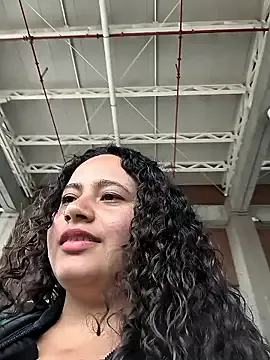 Yaya_watson on StripChat