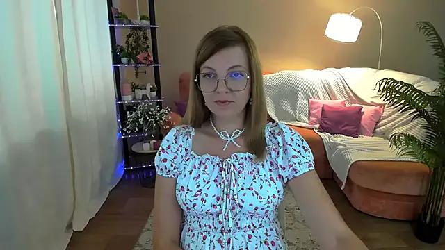 Freechat YourUniverser on StripChat