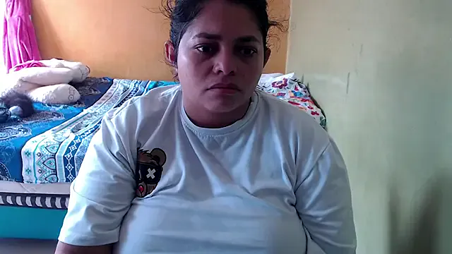 yulieth_bbw on StripChat