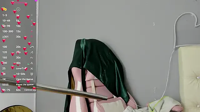 Yuni_kim — Fingers in pussy close 