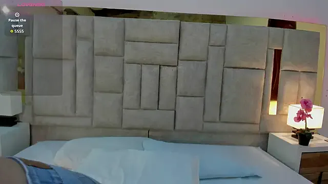 Zamahara_Rodriguez — Show Tits