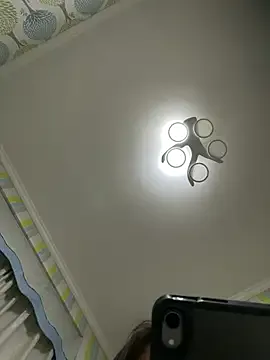 zhizhibaobei from StripChat